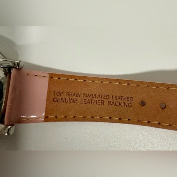 Anne Klein‎ Womens Watch 38mm Oval Dial Pink Leather needs new Battery - Picture 5 of 10